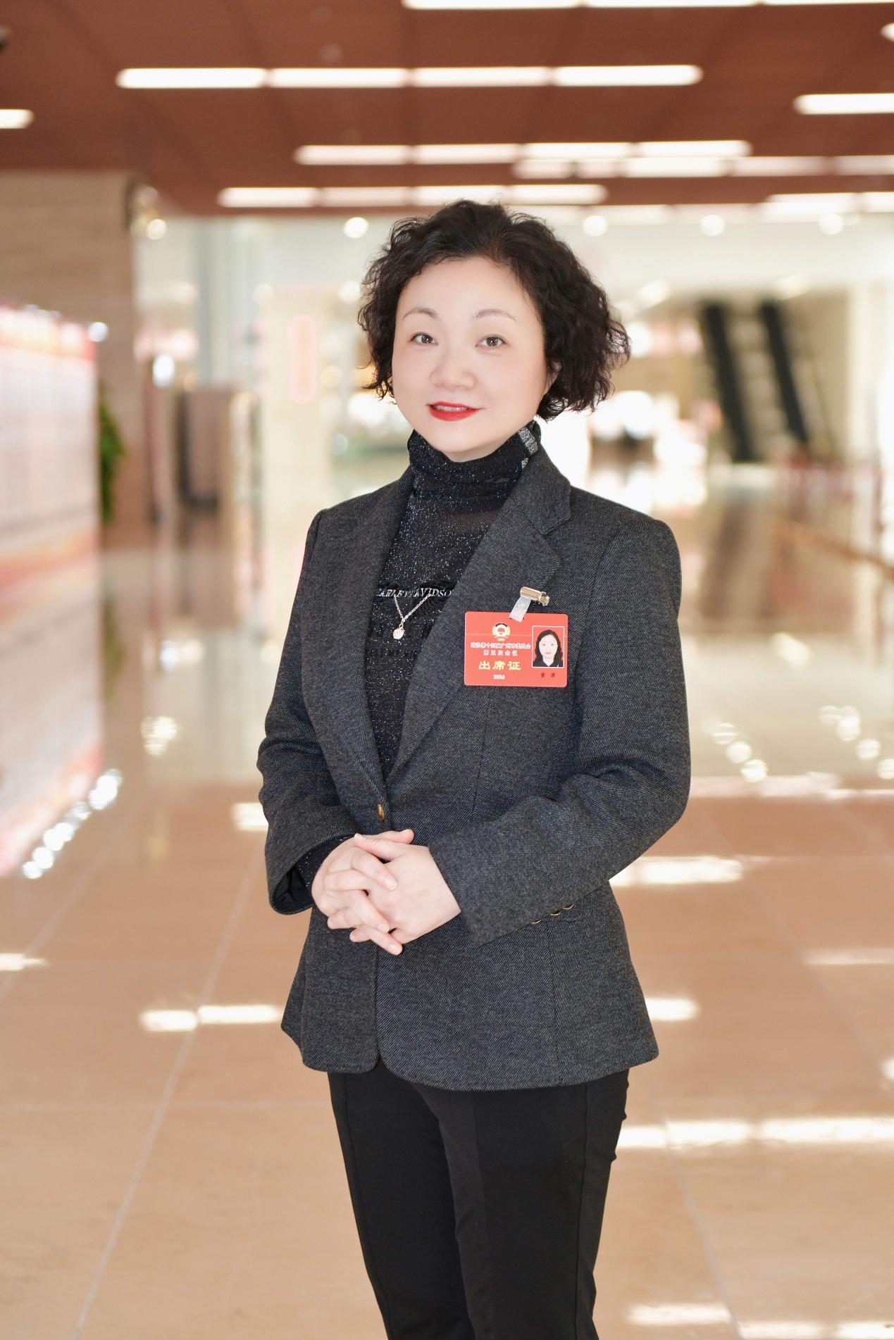 廣州市政協常委、廣州市政務服務和數據管理局局長黃津。